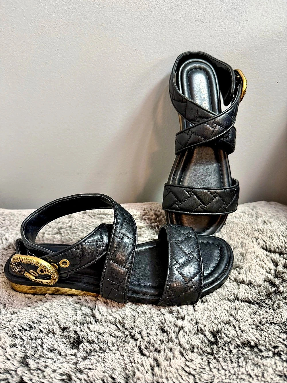Kurt Geiger London Orson Quilted Sandal Black